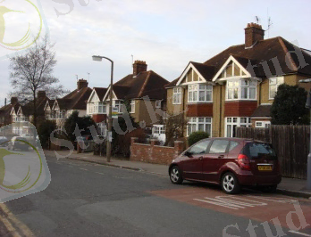 Typical_1930s_suburban_houses_-_geograph