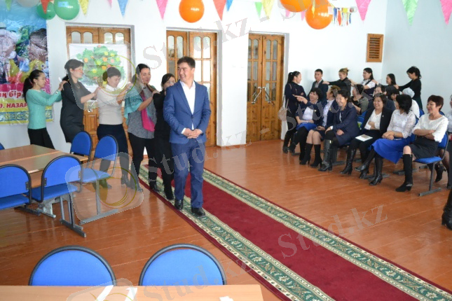 C:\Documents and Settings\Администратор\Рабочий стол\ашық есік күні суреттері\DSC_0402.JPG